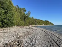 Lake-view Cottage on the bluffs above Lake Huron.  Private Stairs down to beach. - Beach