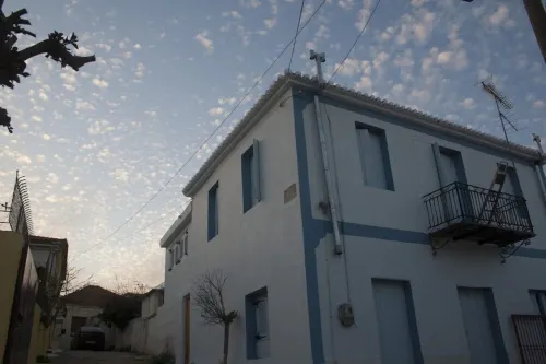 Imposing townhouse in the centre of Methoni, 400 metres from beach and Castle.