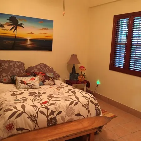 200/night! Perfect beach front condo with gorgeous views!  Ground floor access!