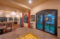 Steps from the beach ! Stunning Villa w/ concierge, butler, doorman.