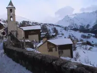 CHARMING STUDIO WINTER/SUMMER QUEYRAS PARK فنادق في Molines-en-Queyras