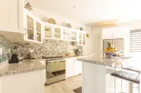 Elegant and beautiful 2nd floor condo, just 300 steps from Cerritos Beach