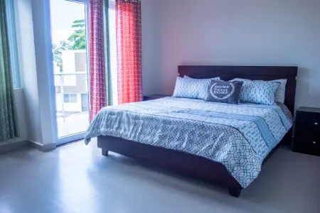 The nexus of Peace and Beauty. Beautiful Oceanview 2bedroom  Suites Townhouse Отели в г. Reading