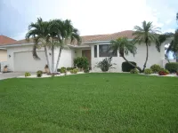 Casa de La Wren - Luxury Home - Waterfront. Heated Pool !!