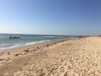 AkunaMatata:<br>Villa 6 people private pool and close to the beach