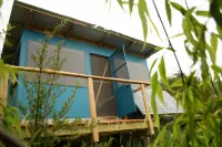 Woody Mamaku Retreat .  Eco stay close to  sea and nature. Hotels in 