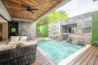 Brand New Luxury Villa on the South End of Jaco Beach, Steps from the Beach! - Villas