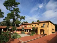 Relais Villa Matarazzo Hotels in Gradara