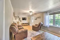 Family-Friendly Sanctuary BBQ, Patio and Yard - 3-Star