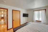 3 Mi to Colgate Lake Mtn-View Home, Deck and Grill! - Bares