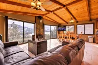 Cozy Lake-View Hideaway! Pet-Friendly Truckee Home - acceptant les animaux
