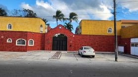 Casa Colonial, Cozumel Villa Guava