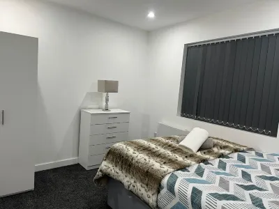 Luton Centrally Located Apartment v close London Luton Airport Hotel dekat Luton and Dunstable Hospital