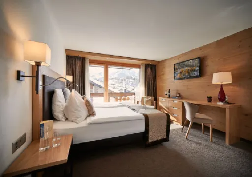 โฮเทล แอมเบียนซ์