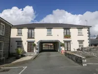 Harbour View Hotels in Porthmadog