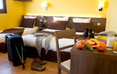 Logis Auberge de La Dune - Hôtel & Restaurant Hotels near Mayocq Farm Camping