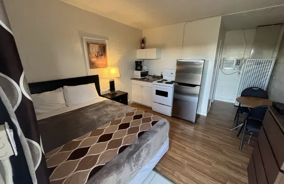 西海岸汽車酒店