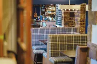 Black Horse Hotel - bar