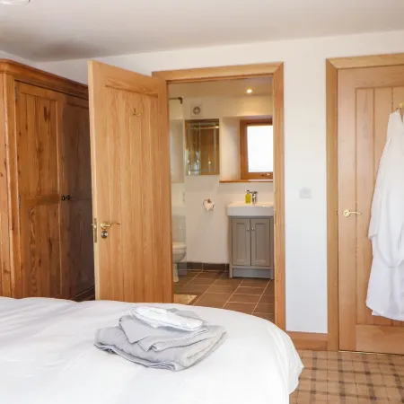 Apple Tree Cottage Hotels in Eden