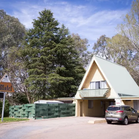 Millers Cottage Motel