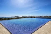Luxe Cabo Condo w/ Ocean Views + Amenities! - WiFi