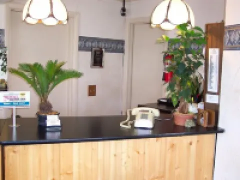 Royal Motor Inn Hotels in Union County