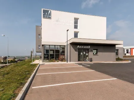 Hôtel l'Horizon - Restaurant la Fougassette Отели в г. Шазель-Сюр-Лион