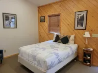Dog-Friendly the Lodge Home Các khách sạn ở Cable