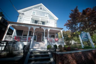 Paws on Pelham Hotel a 