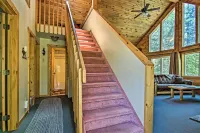 Florissant Hilltop Hideaway w/ Porch, Pond View - Alojamientos