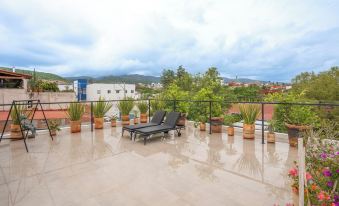Un Ponto- the Pearl of San Miguel