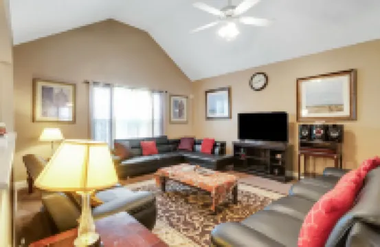 Atlanta Retreat W/ 2-Car Garage, Fenced Yard 6 Bedroom Home by Redawning