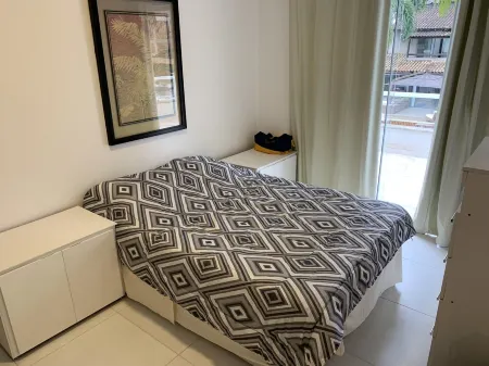 Beira Mar House in Angra dos Reis - Close to commerce in secure condominium