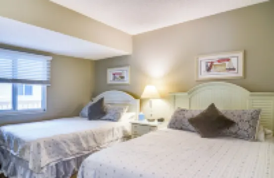 Steps to Beach, Pool Access Indian Shores Condo