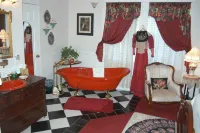 Big Yellow Inn Hotels in Cedar City