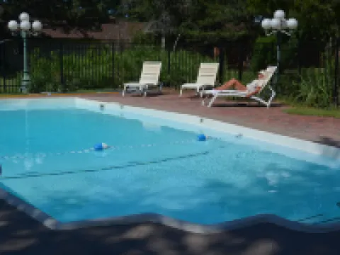 The Evergreen Motel in Kansas Hotels in Pratt County
