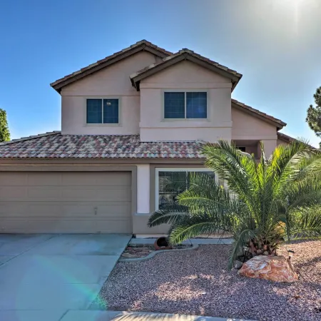 Lavish Family Escape w/ Game Room in Avondale!