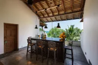 Royal Indigo Villa - bar