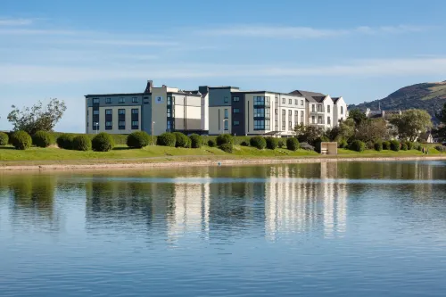 Ramsey Park Hotel - parking