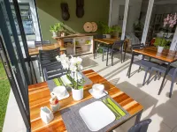 Casa ILanga Guesthouse Hotels near Koop Sentrum