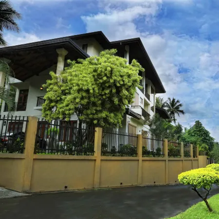 Rivora Residence