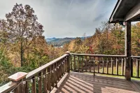 Hiawassee Cabin w/ Mtn Views < 1 Mi to Lake! - parking