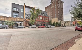 Modern Downtown Birmingham Condo w/ Rooftop Access