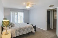 4 Mi to Mill Ave: Family Retreat w/ Patio in Tempe - Apartments