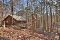 Scenic Greers Ferry Cabin w/ Deck + Fire Pit! - 3-Star