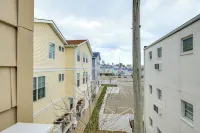 Wildwood Condo w/ Pool Access - Walk to Beach - Holiday Apartments