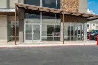 스튜디오 6 뉴 브라운펠스, TX 뉴브라운펠스 호텔