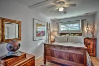 Lake Marion Apt w/ Canoe in Altamonte Springs! - 3-Star