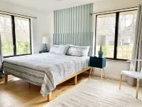 Warren Dunes- Pool, Hot Tub, Pet Friendly, Firepit, Pergola, Near Beach