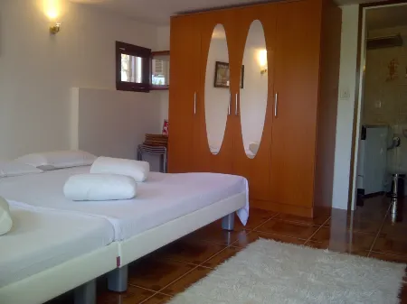 Apartments Villa Sonia & Teo Hvar Отели в г. Хвар